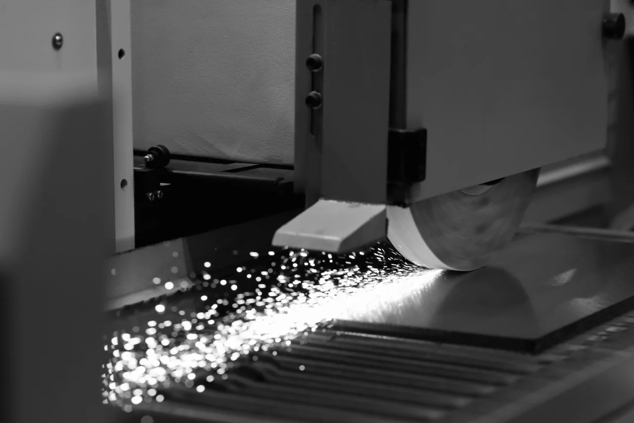 Regrinding for Tire Shredding Knives
